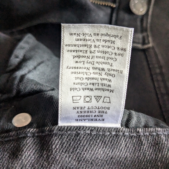 Everlane The Cheeky Bootcut Jean 28 Regular Black wash - Picture 4 of 6